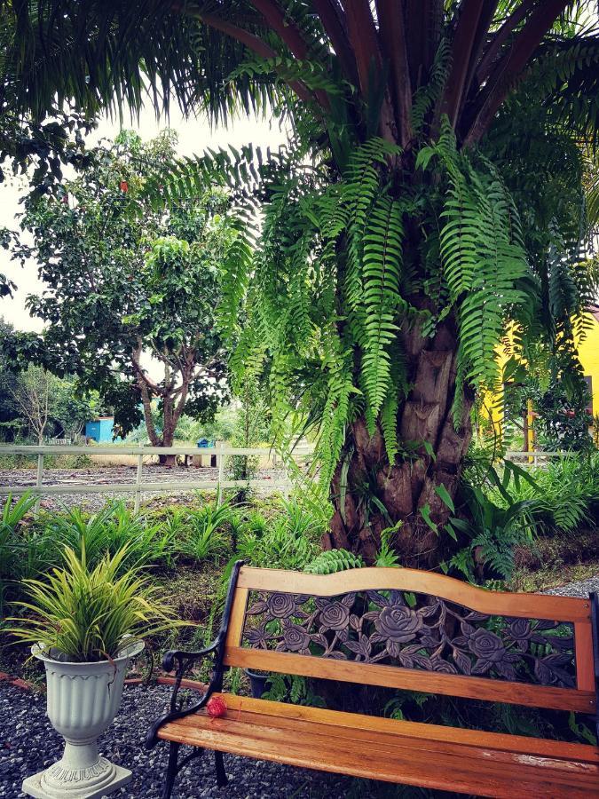 View Dao Jantra Hotell Chachoengsao Eksteriør bilde